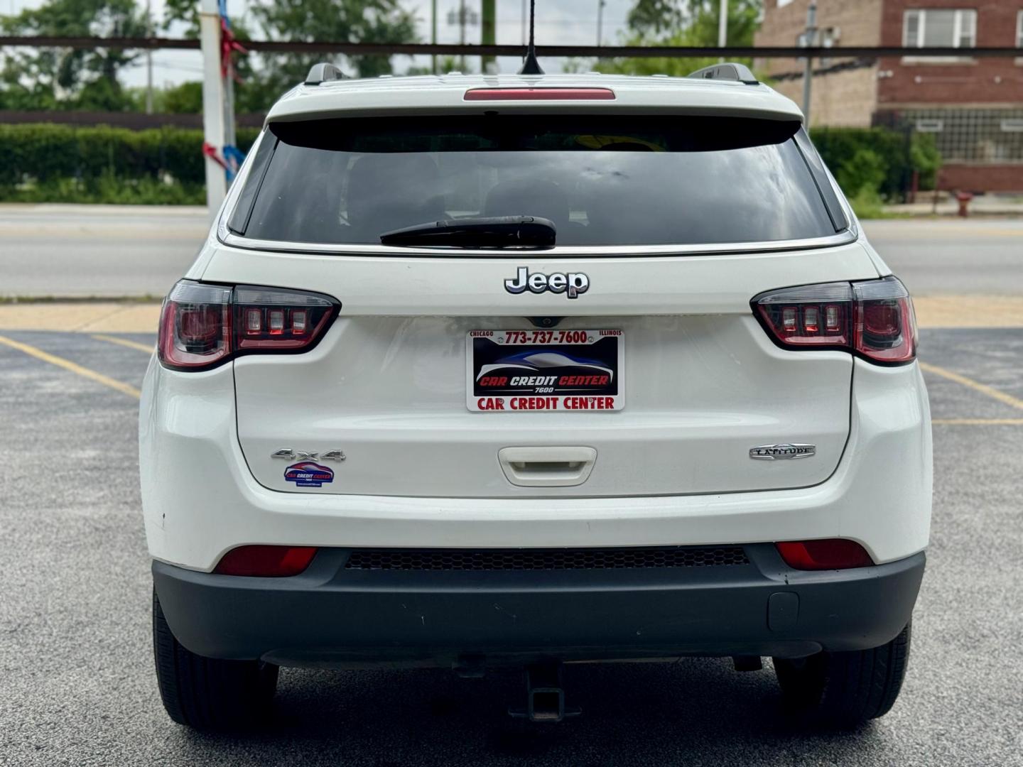 2017 WHITE Jeep Compass Sport 4WD (3C4NJDBB0HT) with an 2.4L L4 DOHC 16V engine, located at 7600 S Western Ave., Chicago, IL, 60620, (773) 918-3980, 0.000000, 0.000000 - Photo#3