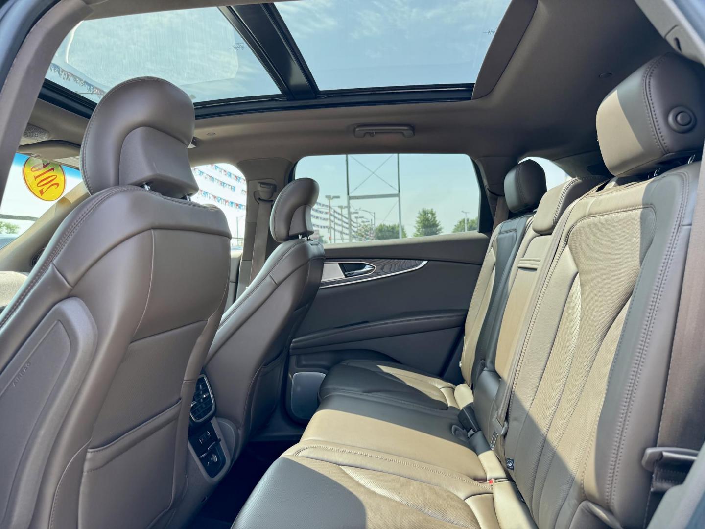 2016 BLACK Lincoln MKX Reserve AWD (2LMTJ8LP0GB) with an 2.7L V6 DOHC 24V engine, 6-Speed Automatic transmission, located at 7600 S Western Ave., Chicago, IL, 60620, (773) 918-3980, 0.000000, 0.000000 - Photo#10