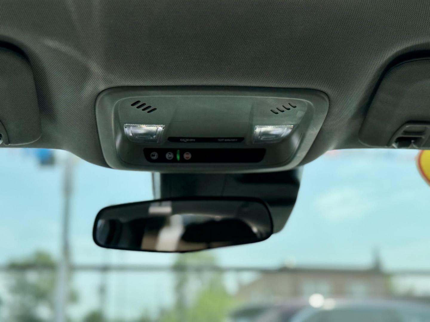 2020 GRAY Chevrolet Malibu LT (1G1ZD5ST7LF) with an 1.5L L4 DOHC 16V engine, 6A transmission, located at 7600 S Western Ave., Chicago, IL, 60620, (773) 918-3980, 0.000000, 0.000000 - Photo#15
