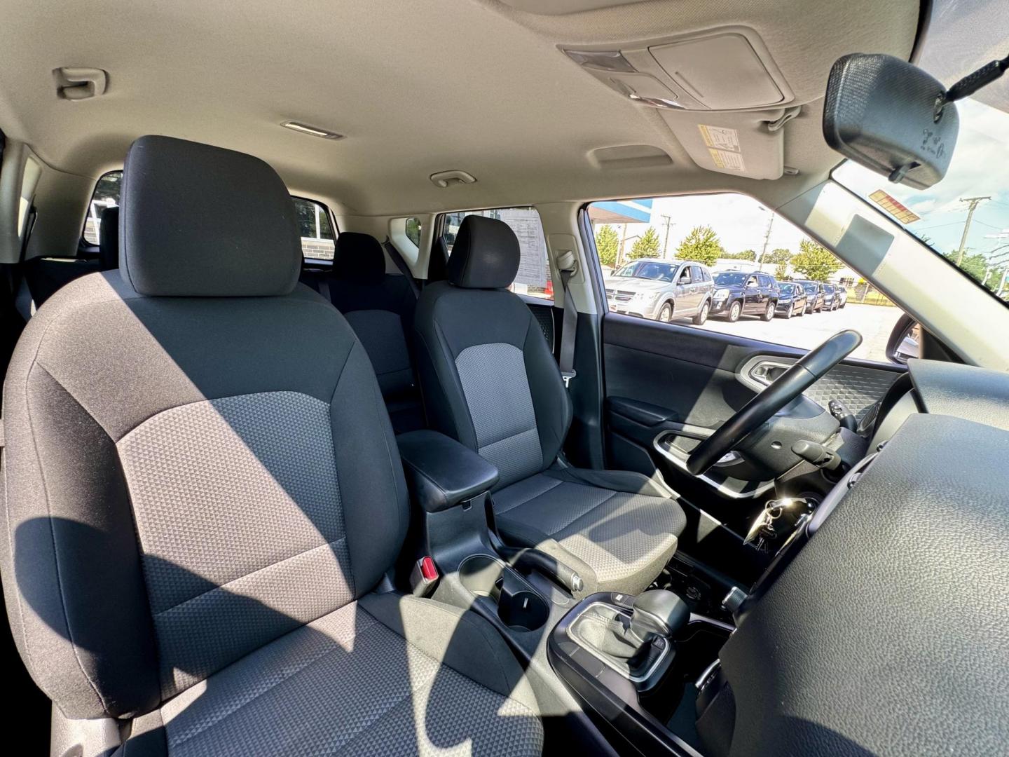 2020 GRAY Kia Soul S (KNDJ23AU3L7) with an 2.0L L4 DOHC 16V engine, CVT transmission, located at 7600 S Western Ave., Chicago, IL, 60620, (773) 918-3980, 0.000000, 0.000000 - Photo#10