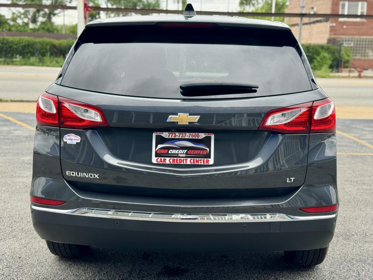 2019 GRAY Chevrolet Equinox LT 1.5 2WD (2GNAXKEV9K6) with an 1.5L L4 DIR DOHC 16V TURBO engine, 6A transmission, located at 7600 S Western Ave., Chicago, IL, 60620, (773) 918-3980, 0.000000, 0.000000 - Photo#3