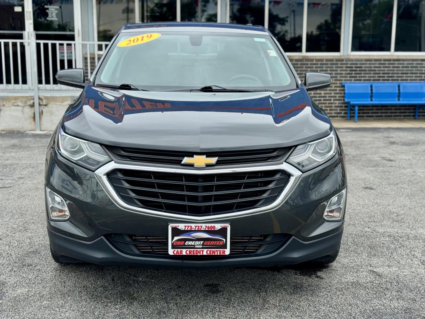 2019 GRAY Chevrolet Equinox LT 1.5 2WD (2GNAXKEV9K6) with an 1.5L L4 DIR DOHC 16V TURBO engine, 6A transmission, located at 7600 S Western Ave., Chicago, IL, 60620, (773) 918-3980, 0.000000, 0.000000 - Photo#1