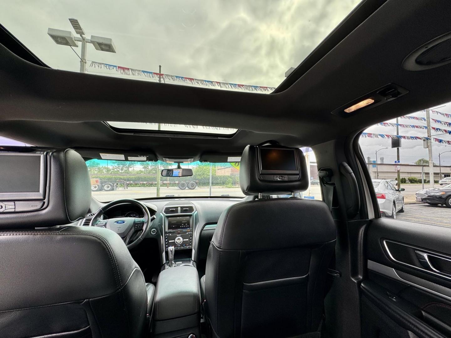 2016 WHITE Ford Explorer Sport 4WD (1FM5K8GT6GG) with an 3.5L V6 DOHC 24V engine, 6-Speed Automatic transmission, located at 7600 S Western Ave., Chicago, IL, 60620, (773) 918-3980, 0.000000, 0.000000 - Photo#12