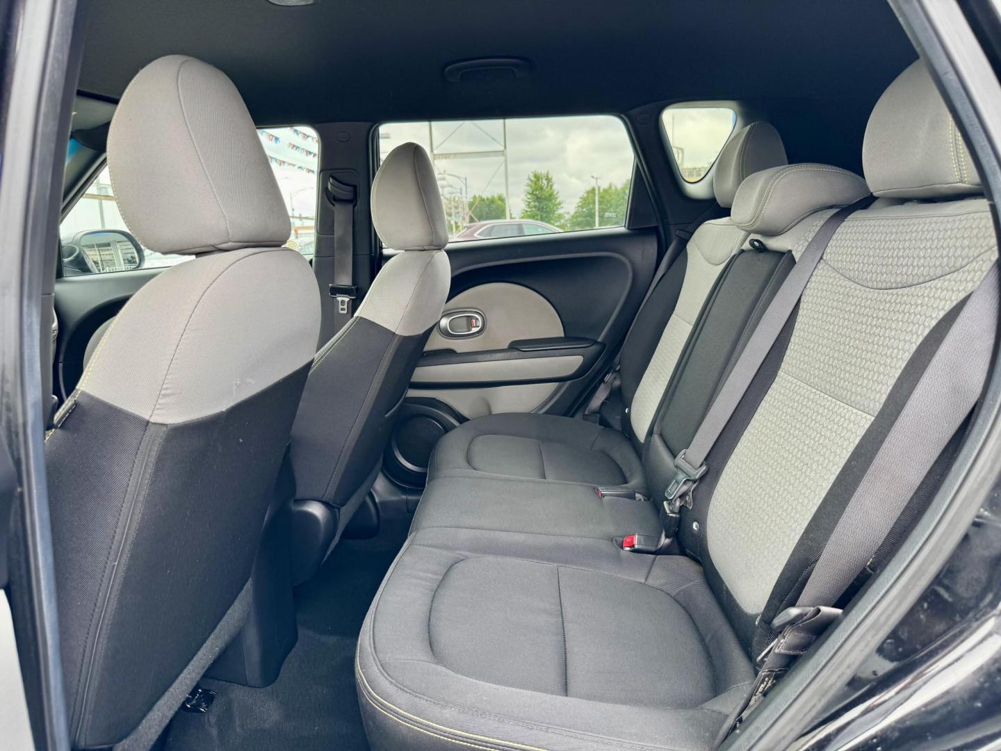2016 BLACK Kia Soul + (KNDJP3A57G7) with an 2.0L L4 DOHC 16V engine, 6A transmission, located at 7600 S Western Ave., Chicago, IL, 60620, (773) 918-3980, 0.000000, 0.000000 - Photo#10