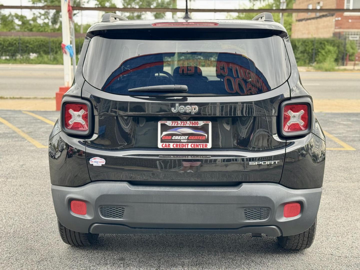 2017 BLACK Jeep Renegade Sport FWD (ZACCJAAB2HP) with an 2.4L L4 DOHC 16V engine, 6M transmission, located at 7600 S Western Ave., Chicago, IL, 60620, (773) 918-3980, 0.000000, 0.000000 - Photo#3