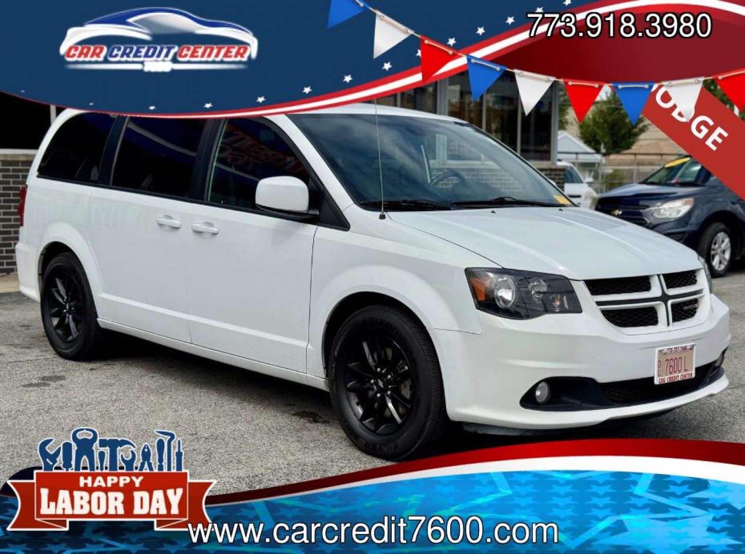 2019 WHITE Dodge Grand Caravan GT (2C4RDGEG2KR) with an 3.6L V6 DOHC 24V engine, 6A transmission, located at 7600 S Western Ave., Chicago, IL, 60620, (773) 918-3980, 0.000000, 0.000000- Photo#0