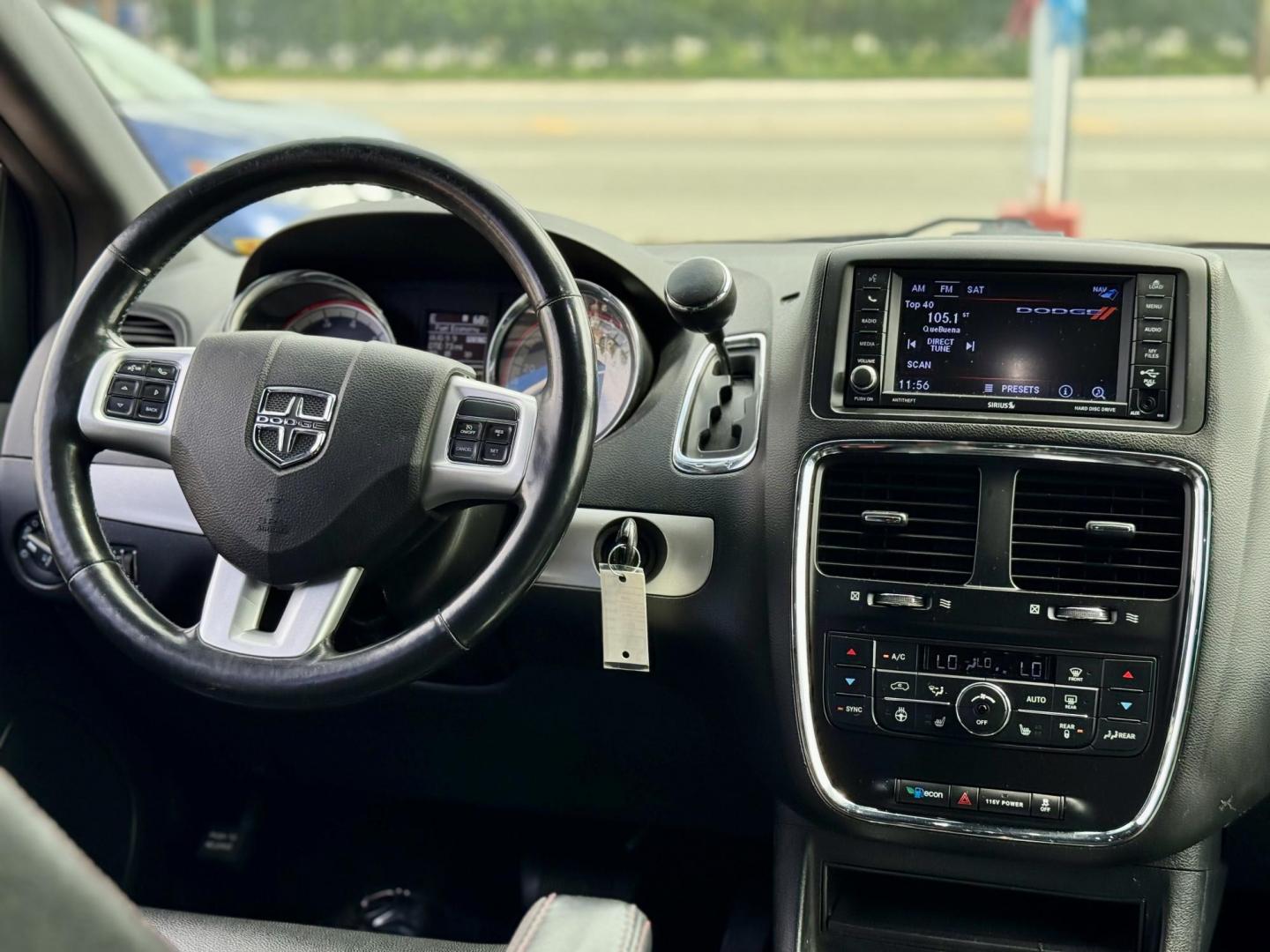 2019 WHITE Dodge Grand Caravan GT (2C4RDGEG2KR) with an 3.6L V6 DOHC 24V engine, 6A transmission, located at 7600 S Western Ave., Chicago, IL, 60620, (773) 918-3980, 0.000000, 0.000000 - Photo#6
