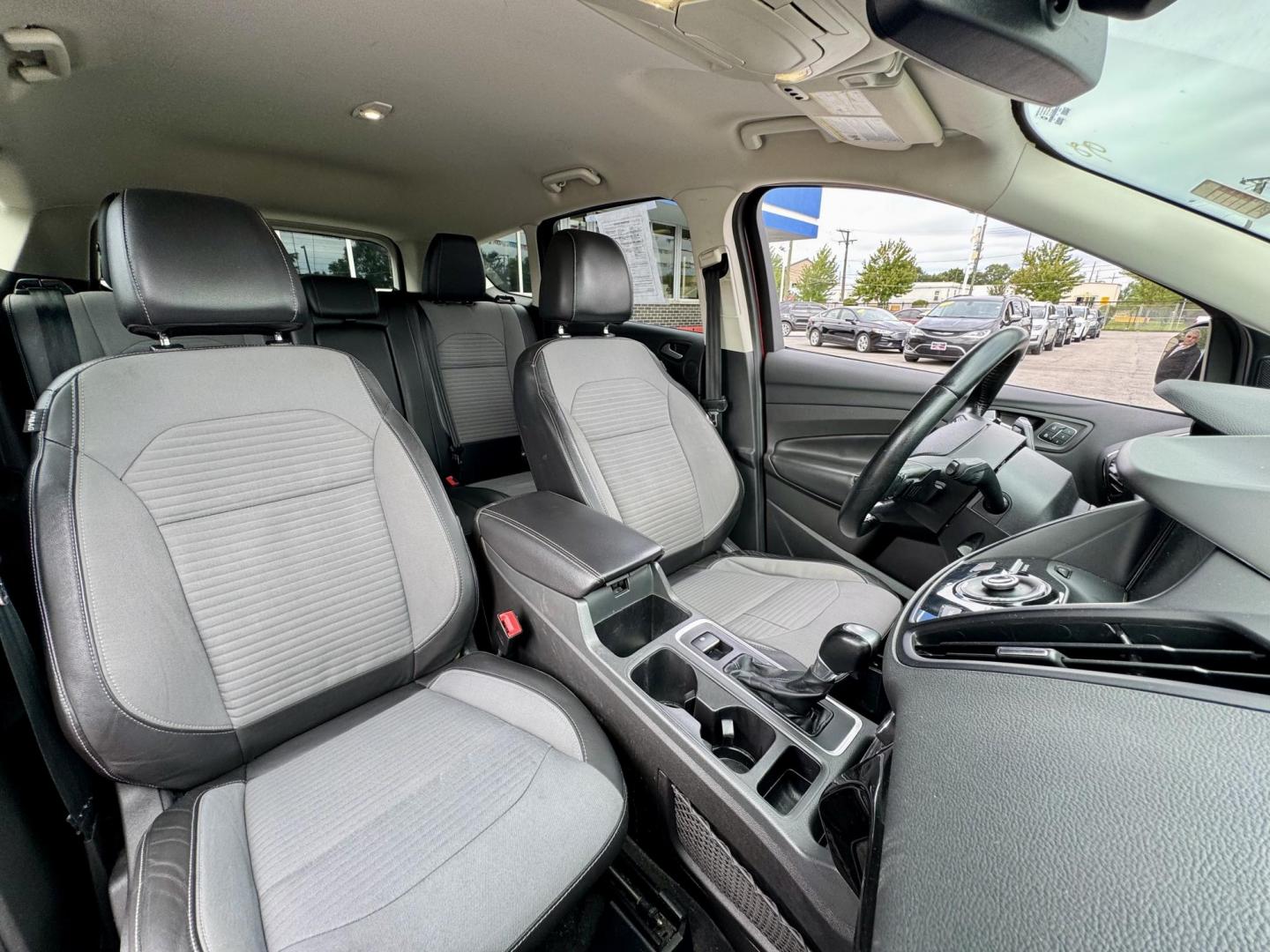 2017 RED Ford Escape Titanium FWD (1FMCU0JDXHU) with an 1.5L L4 DOHC 16V engine, 6A transmission, located at 7600 S Western Ave., Chicago, IL, 60620, (773) 918-3980, 0.000000, 0.000000 - Photo#9