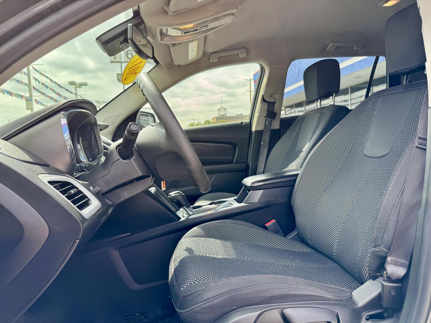 2017 GRAY GMC Terrain SLE1 FWD (2GKALMEK2H6) with an 2.4L L4 DOHC 16V engine, 6A transmission, located at 7600 S Western Ave., Chicago, IL, 60620, (773) 918-3980, 0.000000, 0.000000 - Photo#8