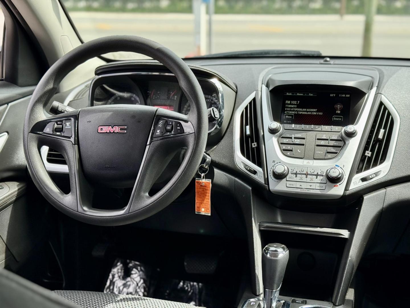 2017 GRAY GMC Terrain SLE1 FWD (2GKALMEK2H6) with an 2.4L L4 DOHC 16V engine, 6A transmission, located at 7600 S Western Ave., Chicago, IL, 60620, (773) 918-3980, 0.000000, 0.000000 - Photo#6
