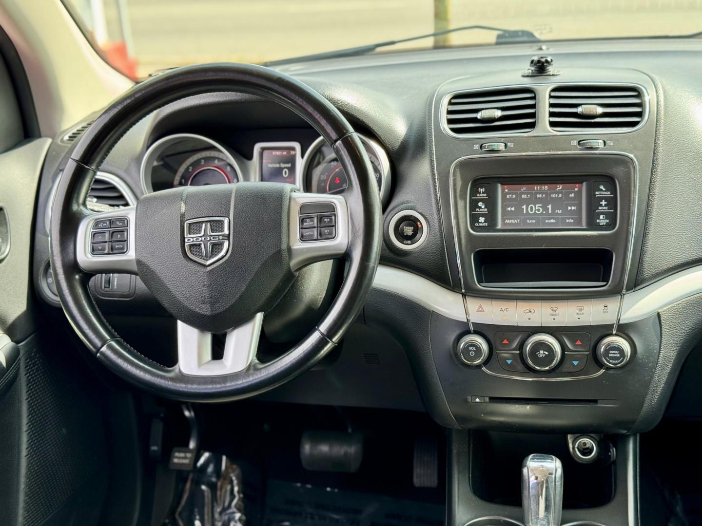 2020 RED Dodge Journey SE Value (3C4PDCAB7LT) with an 2.4L L4 DOHC 16V engine, 6A transmission, located at 7600 S Western Ave., Chicago, IL, 60620, (773) 918-3980, 0.000000, 0.000000 - Photo#6