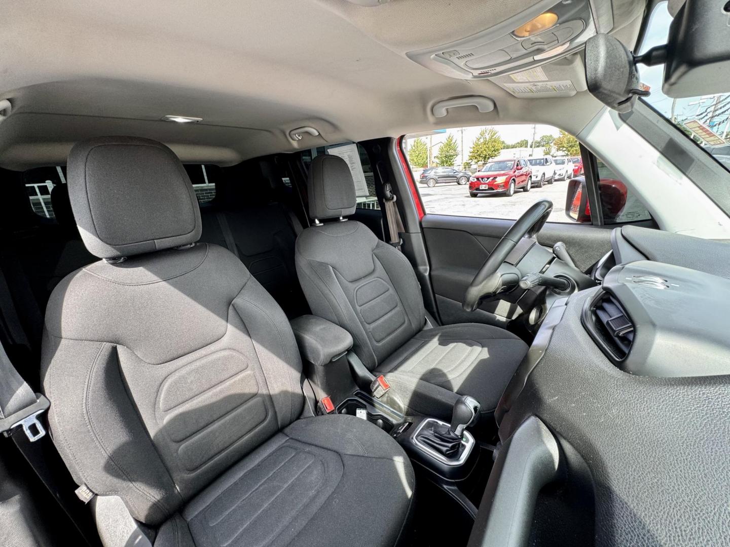 2021 RED Jeep Renegade Latitude (ZACNJCBB4MP) with an 2.4L L4 DOHC 16V engine, 9A transmission, located at 7600 S Western Ave., Chicago, IL, 60620, (773) 918-3980, 0.000000, 0.000000 - Photo#9