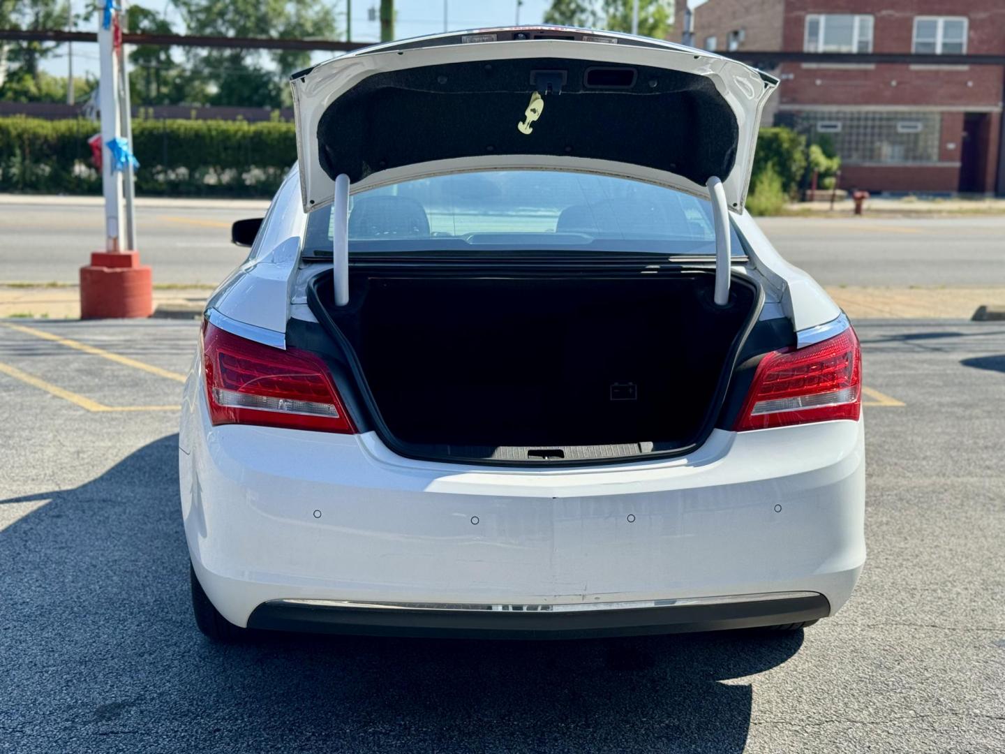 2015 WHITE Buick LaCrosse Leather Package (1G4GB5GR6FF) with an 2.4L L4 DOHC 16V engine, 6-Speed Automatic transmission, located at 7600 S Western Ave., Chicago, IL, 60620, (773) 918-3980, 0.000000, 0.000000 - Photo#4