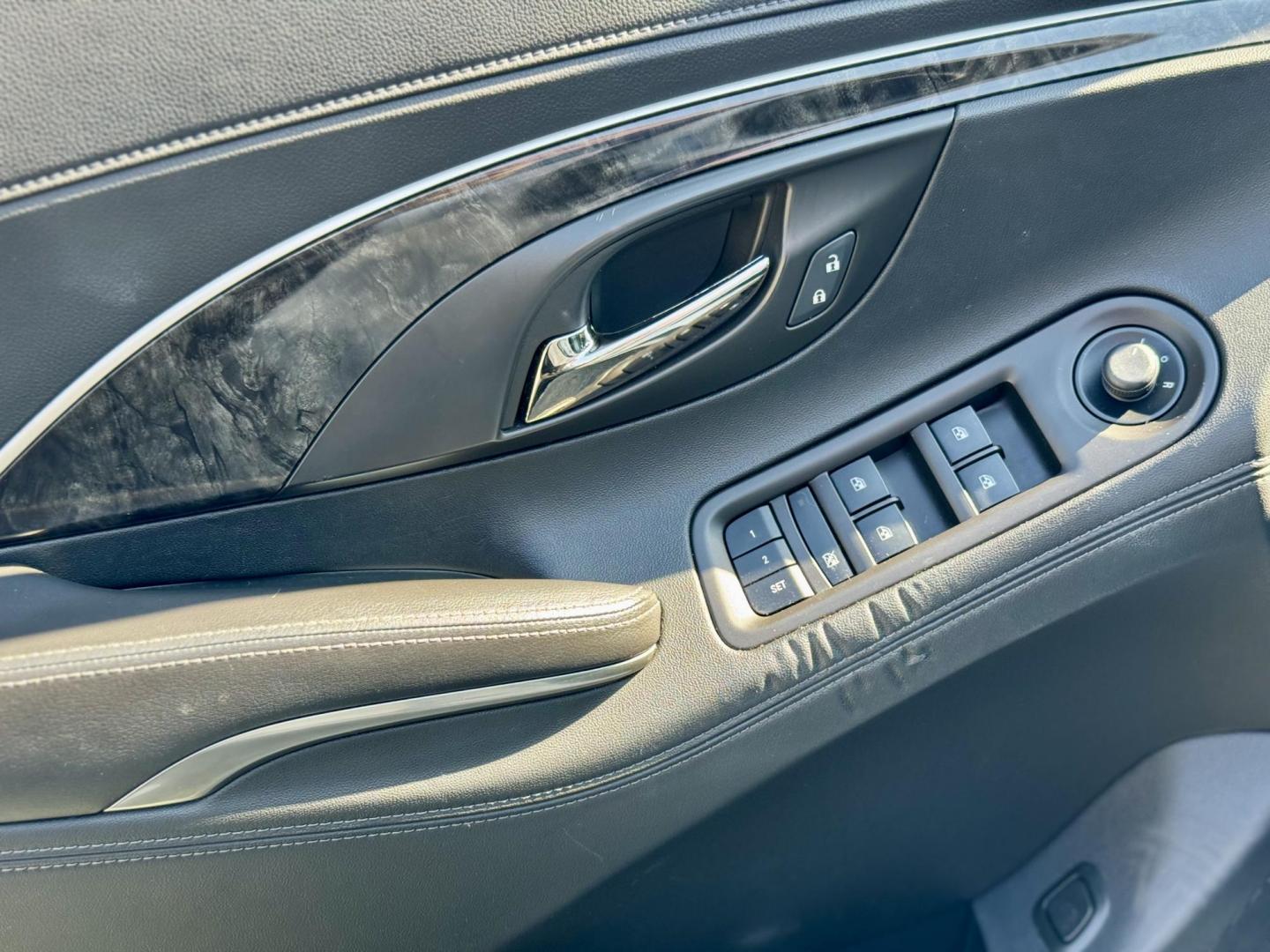 2015 WHITE Buick LaCrosse Leather Package (1G4GB5GR6FF) with an 2.4L L4 DOHC 16V engine, 6-Speed Automatic transmission, located at 7600 S Western Ave., Chicago, IL, 60620, (773) 918-3980, 0.000000, 0.000000 - Photo#12