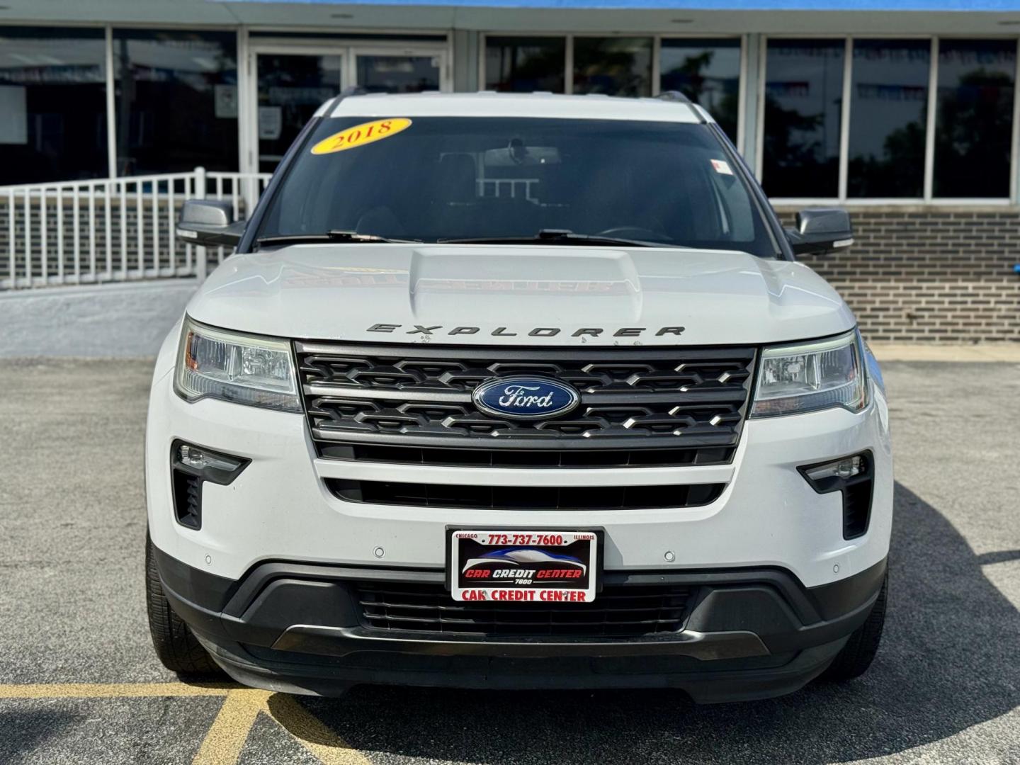 2018 WHITE Ford Explorer XLT FWD (1FM5K7DH7JG) with an 2.3L L4 DOHC 16V engine, 6A transmission, located at 7600 S Western Ave., Chicago, IL, 60620, (773) 918-3980, 0.000000, 0.000000 - Photo#1