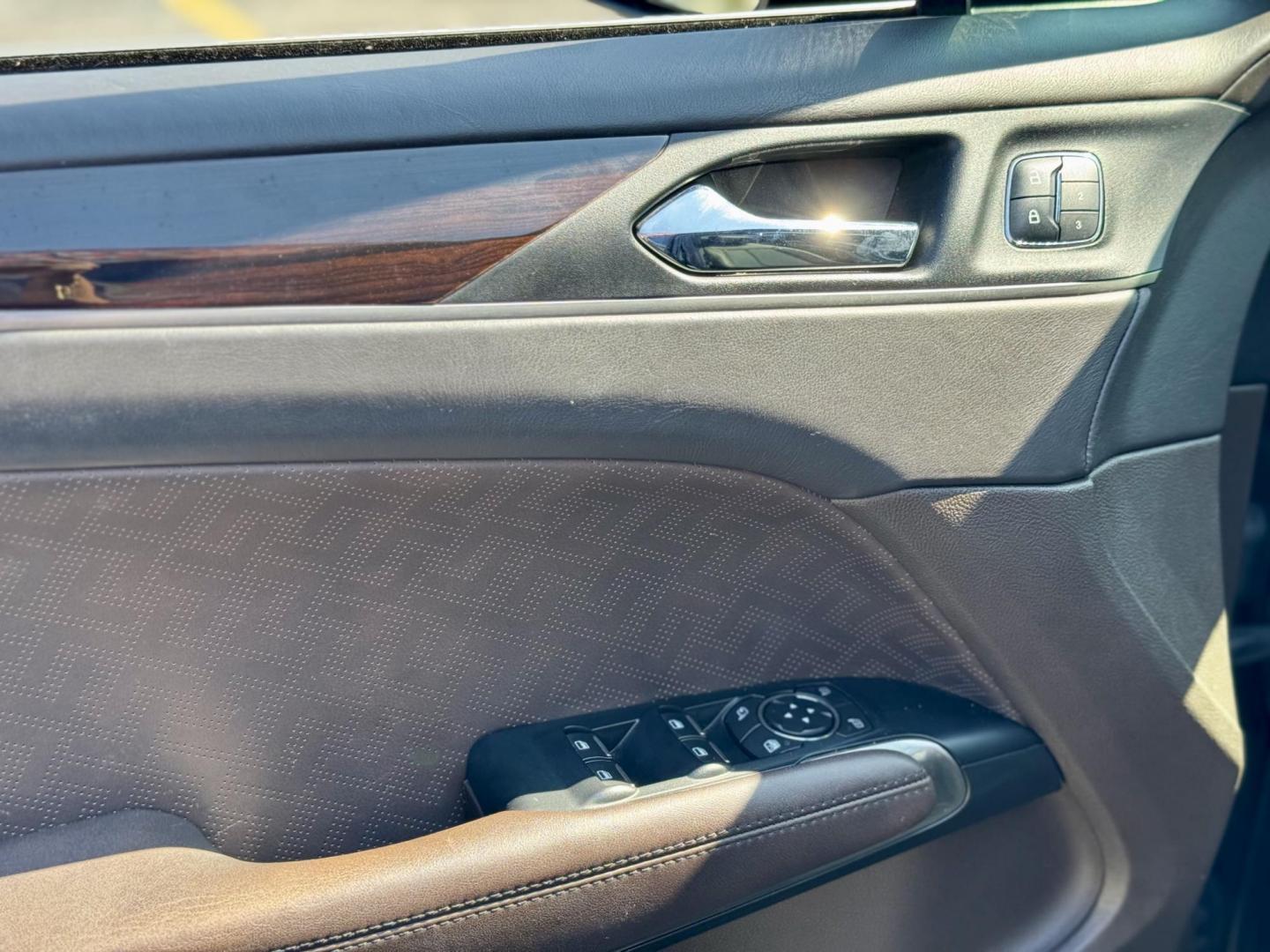 2016 BLACK Lincoln MKC Black Label AWD (5LMTJ4DH1GU) with an 2.3L L4 DOHC 16V engine, 6A transmission, located at 7600 S Western Ave., Chicago, IL, 60620, (773) 918-3980, 0.000000, 0.000000 - Photo#14