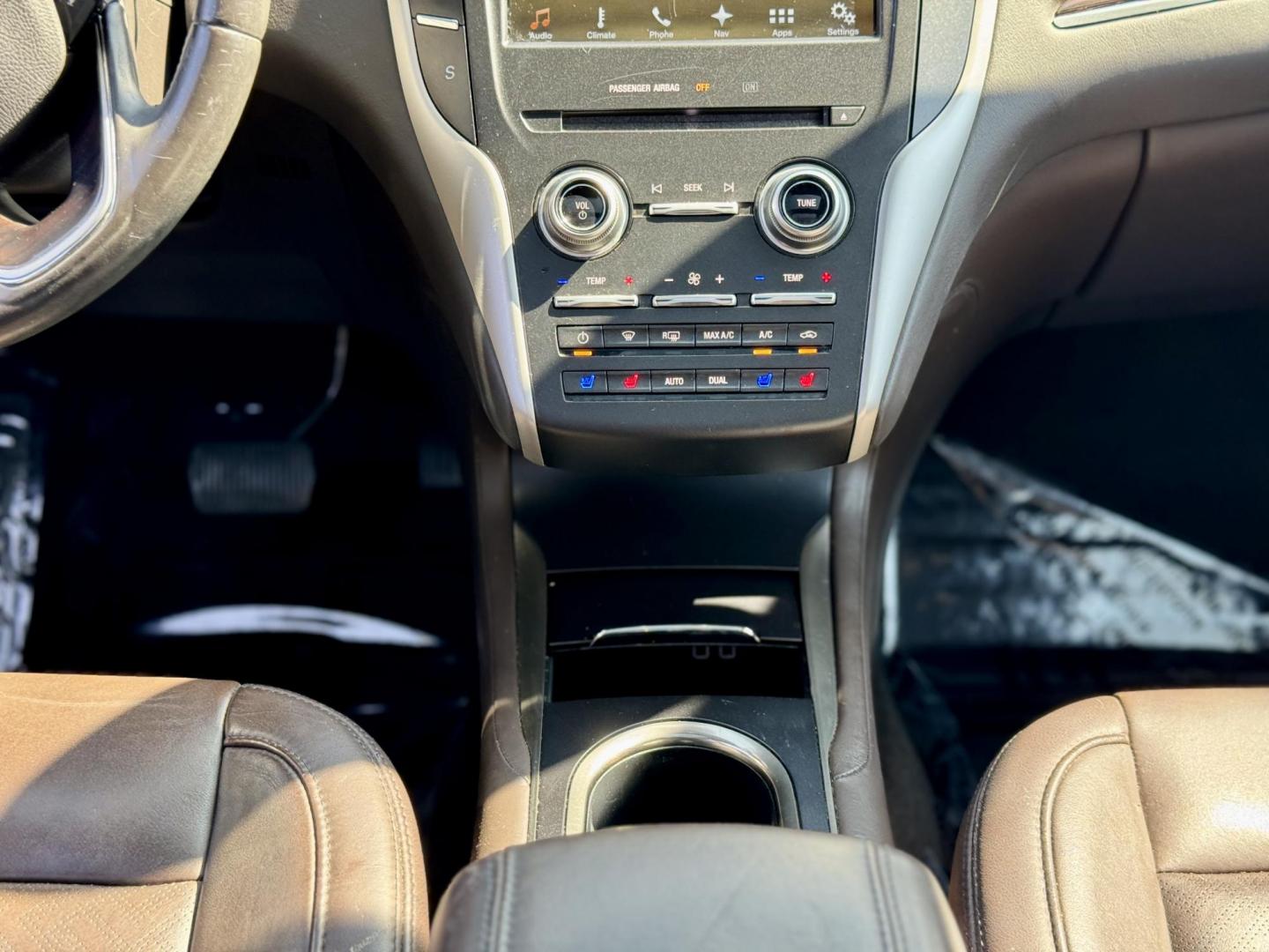 2016 BLACK Lincoln MKC Black Label AWD (5LMTJ4DH1GU) with an 2.3L L4 DOHC 16V engine, 6A transmission, located at 7600 S Western Ave., Chicago, IL, 60620, (773) 918-3980, 0.000000, 0.000000 - Photo#12