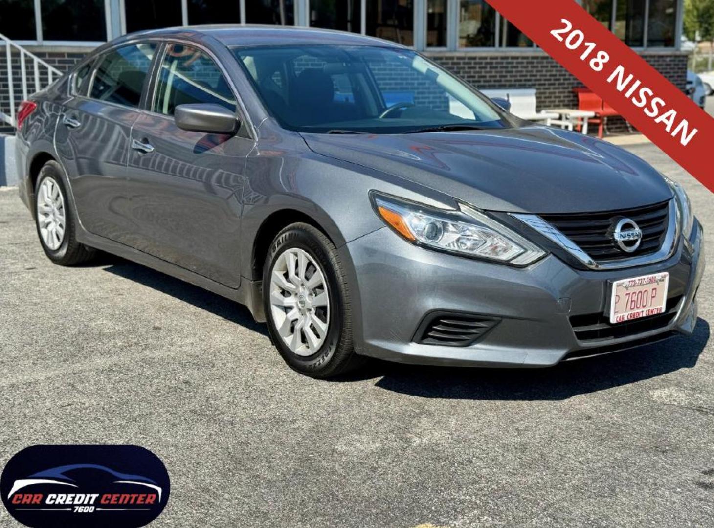 2018 GRAY Nissan Altima 2.5 (1N4AL3AP1JC) with an 2.5L L4 DOHC 16V engine, CVT transmission, located at 7600 S Western Ave., Chicago, IL, 60620, (773) 918-3980, 0.000000, 0.000000 - Photo#0