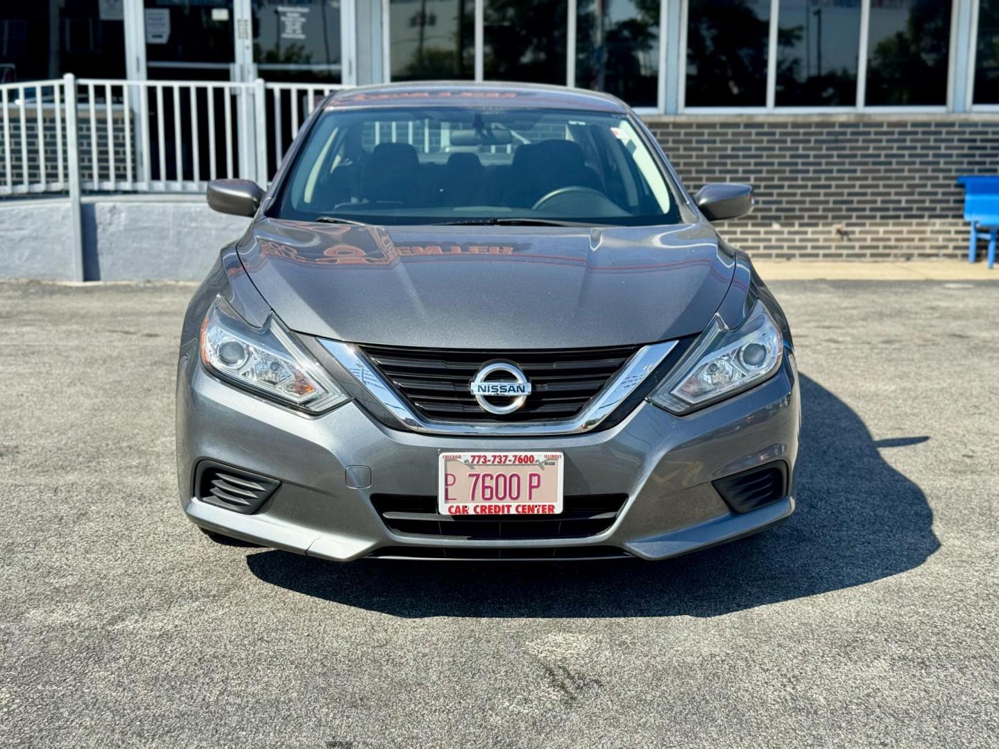 2018 GRAY Nissan Altima 2.5 (1N4AL3AP1JC) with an 2.5L L4 DOHC 16V engine, CVT transmission, located at 7600 S Western Ave., Chicago, IL, 60620, (773) 918-3980, 0.000000, 0.000000 - Photo#1