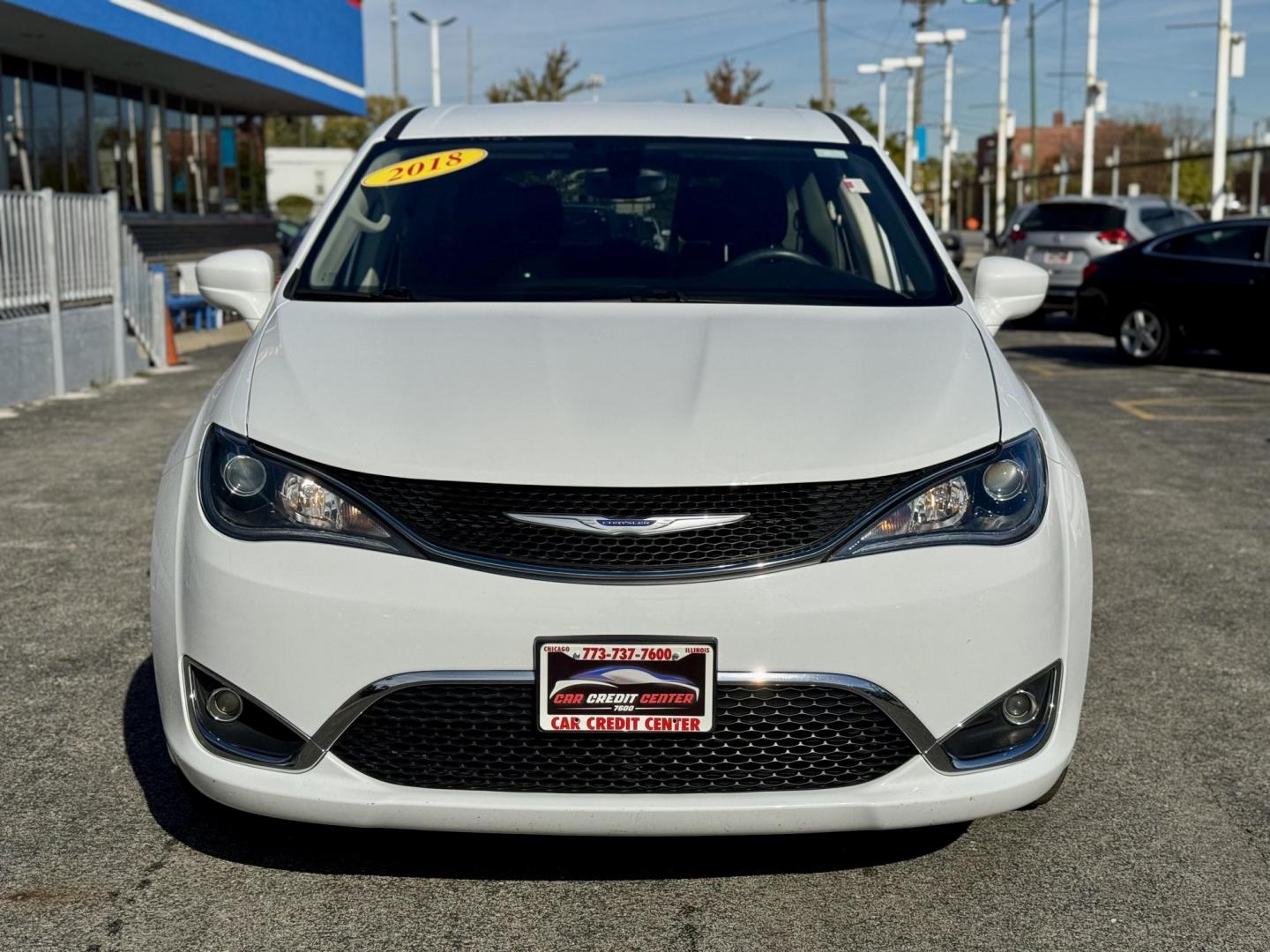 2018 WHITE Chrysler Pacifica Touring Plus (2C4RC1FG1JR) with an 3.6L V6 DOHC 24V engine, 9A transmission, located at 7600 S Western Ave., Chicago, IL, 60620, (773) 918-3980, 0.000000, 0.000000 - Photo#1