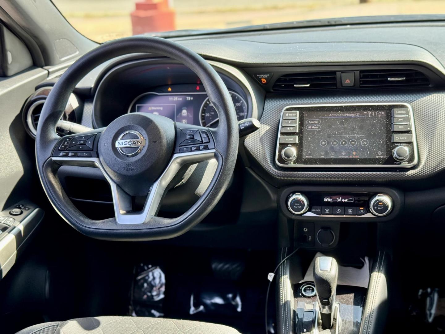 2019 BLACK Nissan Kicks S (3N1CP5CU6KL) with an 1.6L L4 engine, CVT transmission, located at 7600 S Western Ave., Chicago, IL, 60620, (773) 918-3980, 0.000000, 0.000000 - Photo#6