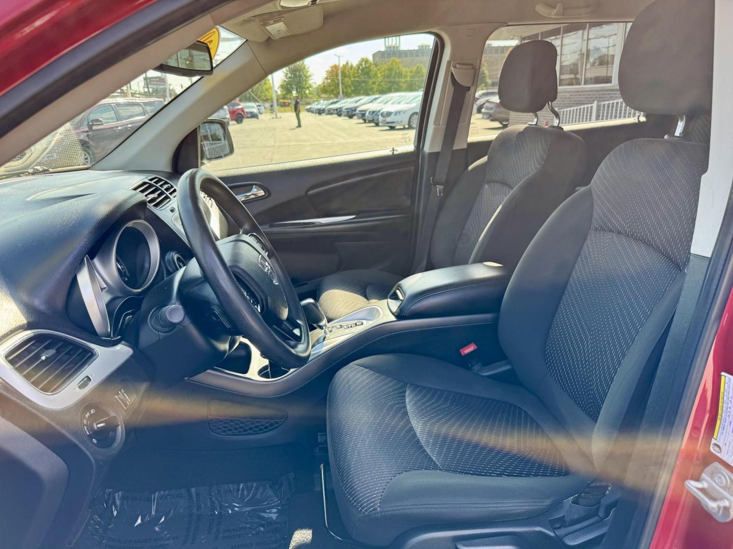 2020 RED Dodge Journey SE Value (3C4PDCAB2LT) with an 2.4L L4 DOHC 16V engine, 6A transmission, located at 7600 S Western Ave., Chicago, IL, 60620, (773) 918-3980, 0.000000, 0.000000 - Photo#7