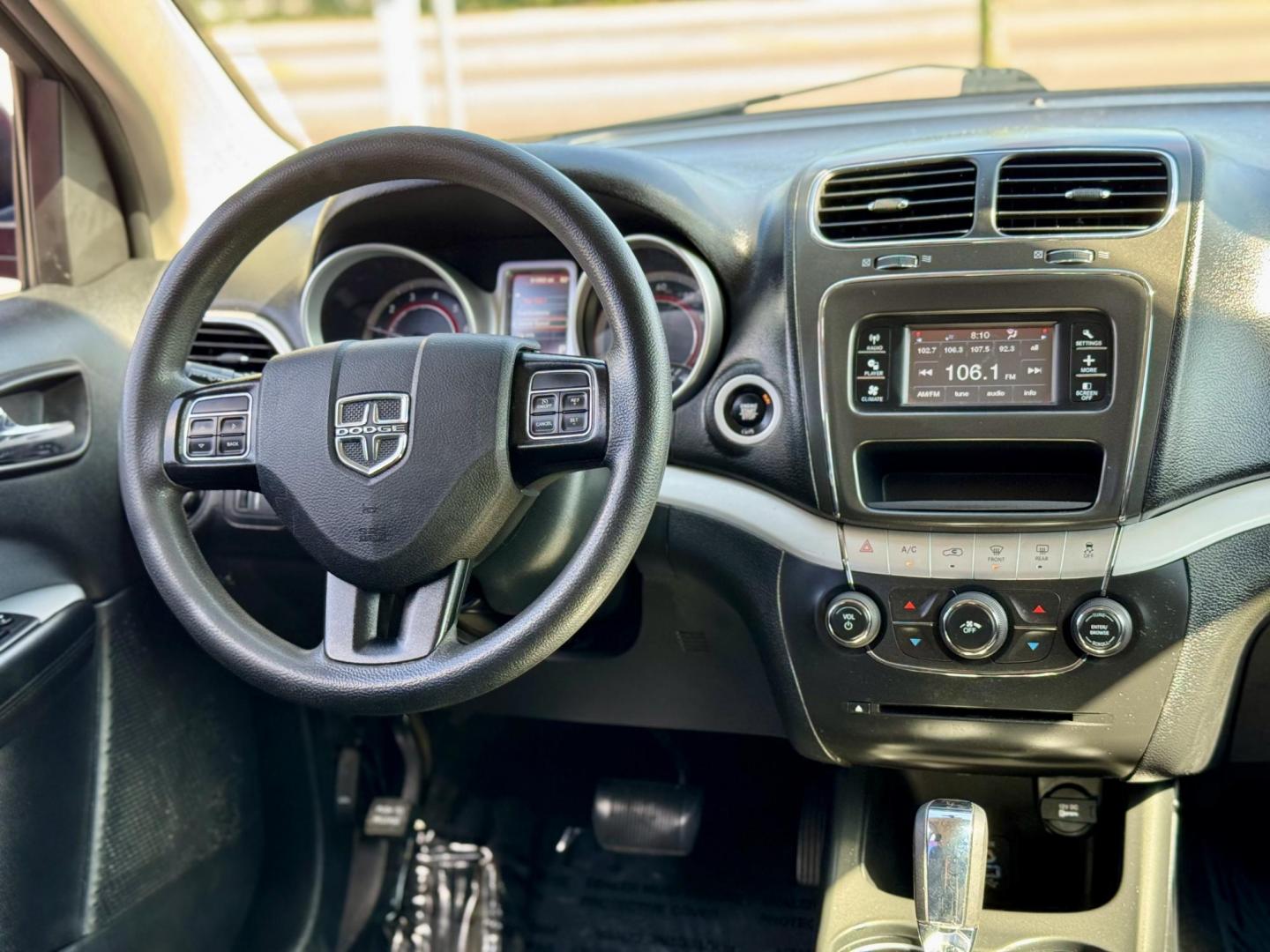 2020 RED Dodge Journey SE Value (3C4PDCAB2LT) with an 2.4L L4 DOHC 16V engine, 6A transmission, located at 7600 S Western Ave., Chicago, IL, 60620, (773) 918-3980, 0.000000, 0.000000 - Photo#6