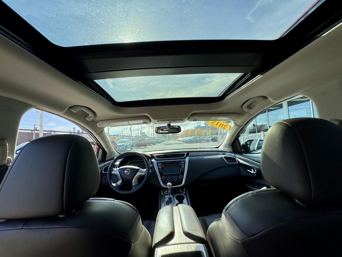 2015 WHITE Nissan Murano Platinum AWD (5N1AZ2MHXFN) with an 3.5L V6 DOHC 24V engine, Continuously Variable Transmission transmission, located at 7600 S Western Ave., Chicago, IL, 60620, (773) 918-3980, 0.000000, 0.000000 - Photo#11