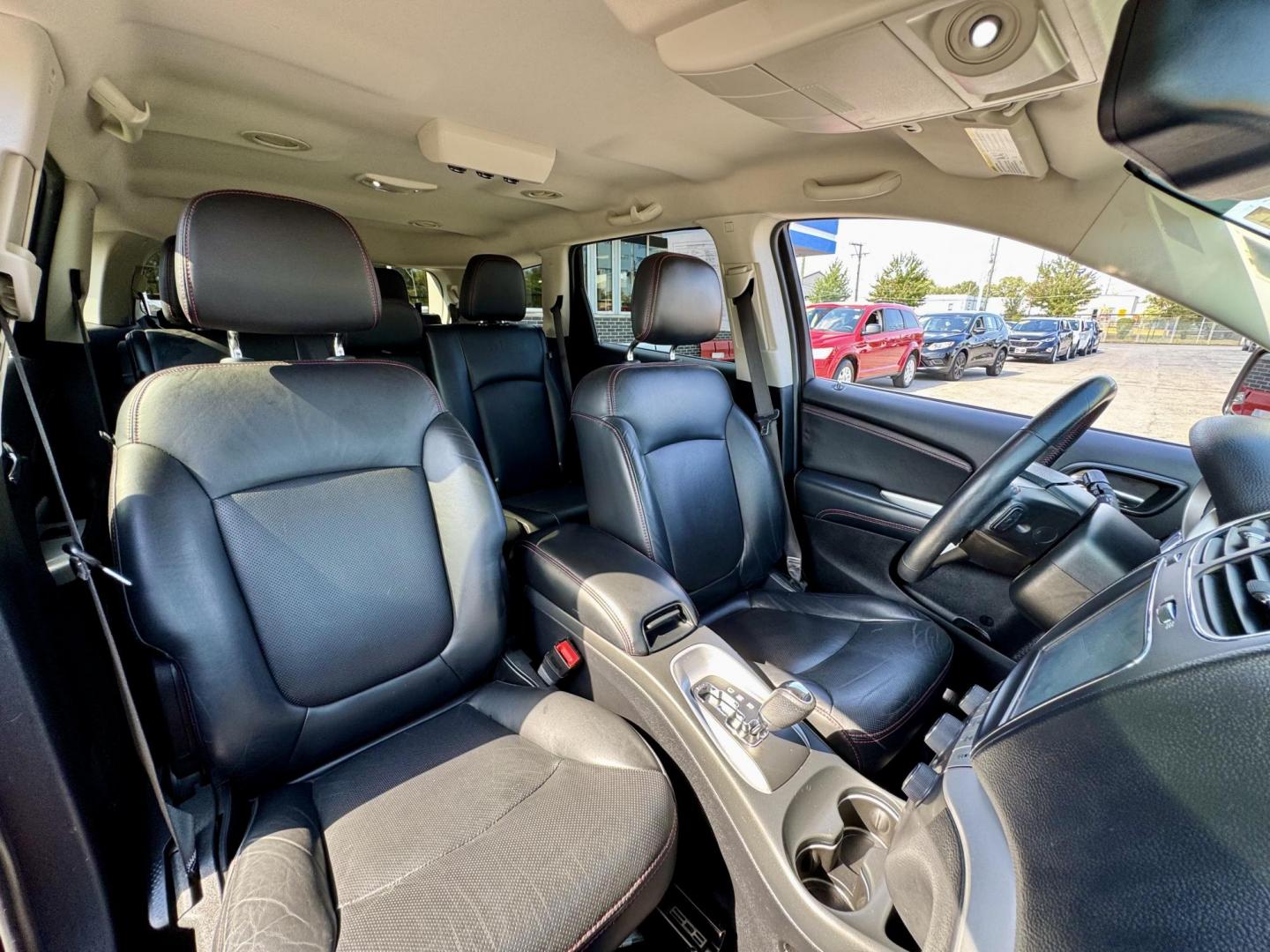 2017 RED Dodge Journey GT AWD (3C4PDDEG6HT) with an 3.6L V6 DOHC 24V engine, 6A transmission, located at 7600 S Western Ave., Chicago, IL, 60620, (773) 918-3980, 0.000000, 0.000000 - Photo#9