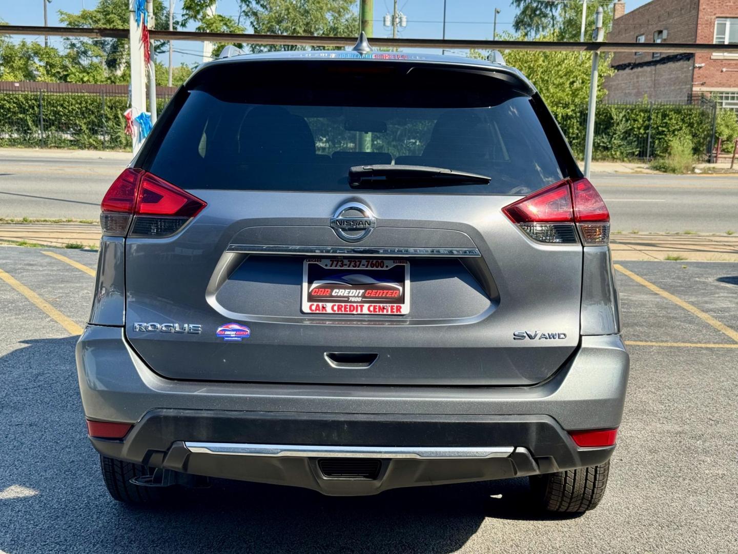 2017 GRAY Nissan Rogue S AWD (KNMAT2MV3HP) with an 2.5L L4 DOHC 16V engine, CVT transmission, located at 7600 S Western Ave., Chicago, IL, 60620, (773) 918-3980, 0.000000, 0.000000 - Photo#3