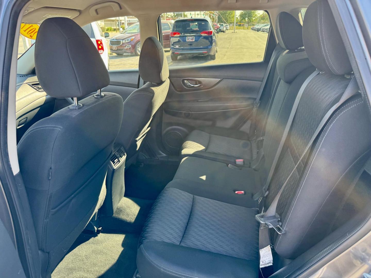 2017 GRAY Nissan Rogue S AWD (KNMAT2MV3HP) with an 2.5L L4 DOHC 16V engine, CVT transmission, located at 7600 S Western Ave., Chicago, IL, 60620, (773) 918-3980, 0.000000, 0.000000 - Photo#10