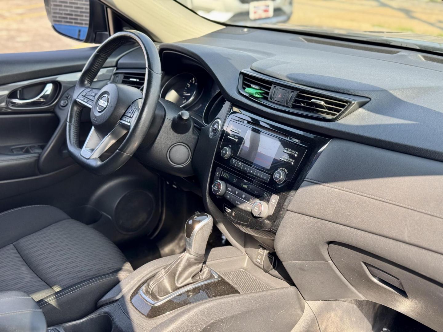 2017 GRAY Nissan Rogue S AWD (KNMAT2MV3HP) with an 2.5L L4 DOHC 16V engine, CVT transmission, located at 7600 S Western Ave., Chicago, IL, 60620, (773) 918-3980, 0.000000, 0.000000 - Photo#8