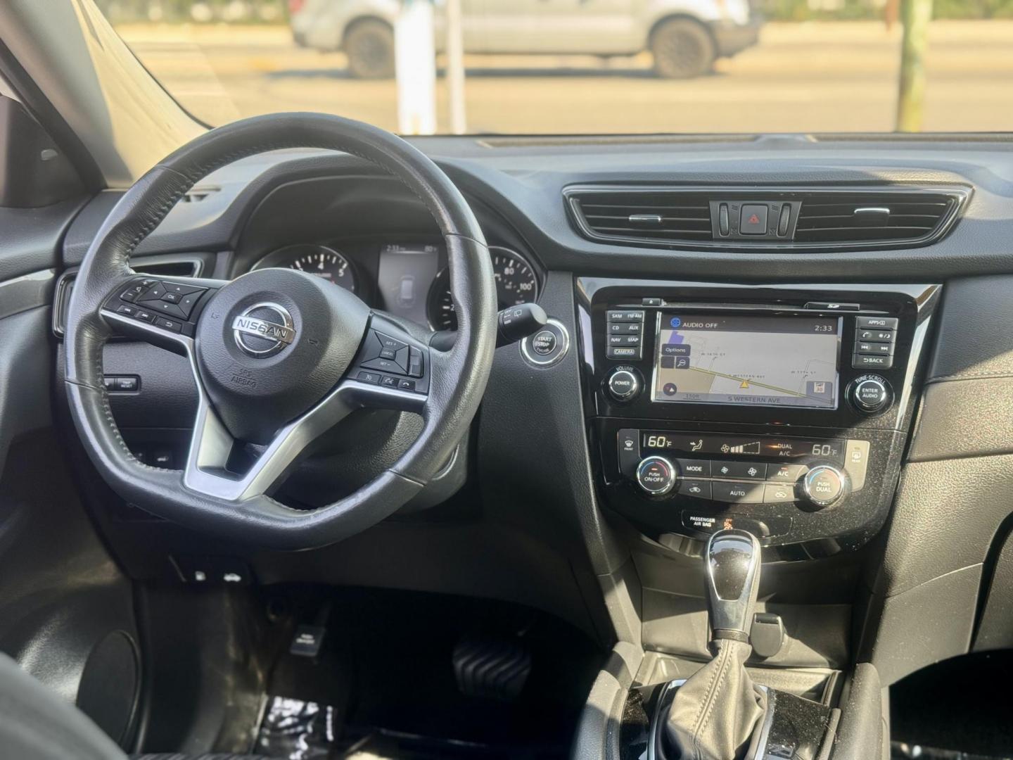 2017 WHITE Nissan Rogue S AWD (5N1AT2MV2HC) with an 2.5L L4 DOHC 16V engine, CVT transmission, located at 7600 S Western Ave., Chicago, IL, 60620, (773) 918-3980, 0.000000, 0.000000 - Photo#6