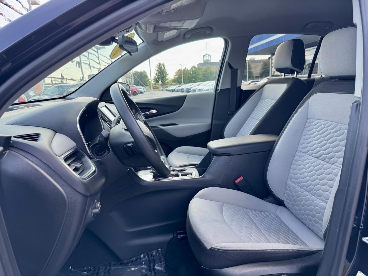 2020 BLACK Chevrolet Equinox LT 2WD (3GNAXKEV5LS) with an 1.5L L4 DIR DOHC 16V TURBO engine, 6A transmission, located at 7600 S Western Ave., Chicago, IL, 60620, (773) 918-3980, 0.000000, 0.000000 - Photo#7