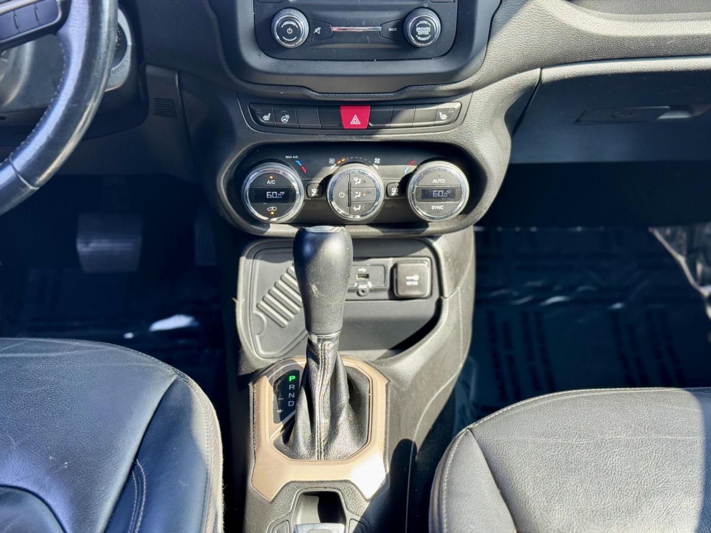 2015 RED Jeep Renegade Limited FWD (ZACCJADT5FP) with an 2.4L L4 engine, 9-Speed Automatic transmission, located at 7600 S Western Ave., Chicago, IL, 60620, (773) 918-3980, 0.000000, 0.000000 - Photo#11