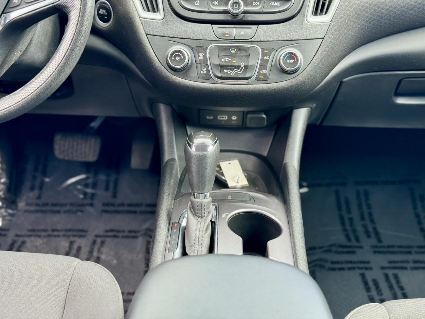 2020 BLACK Chevrolet Malibu LS (1G1ZB5ST1LF) with an 1.5L L4 DOHC 16V engine, 6A transmission, located at 7600 S Western Ave., Chicago, IL, 60620, (773) 918-3980, 0.000000, 0.000000 - Photo#11