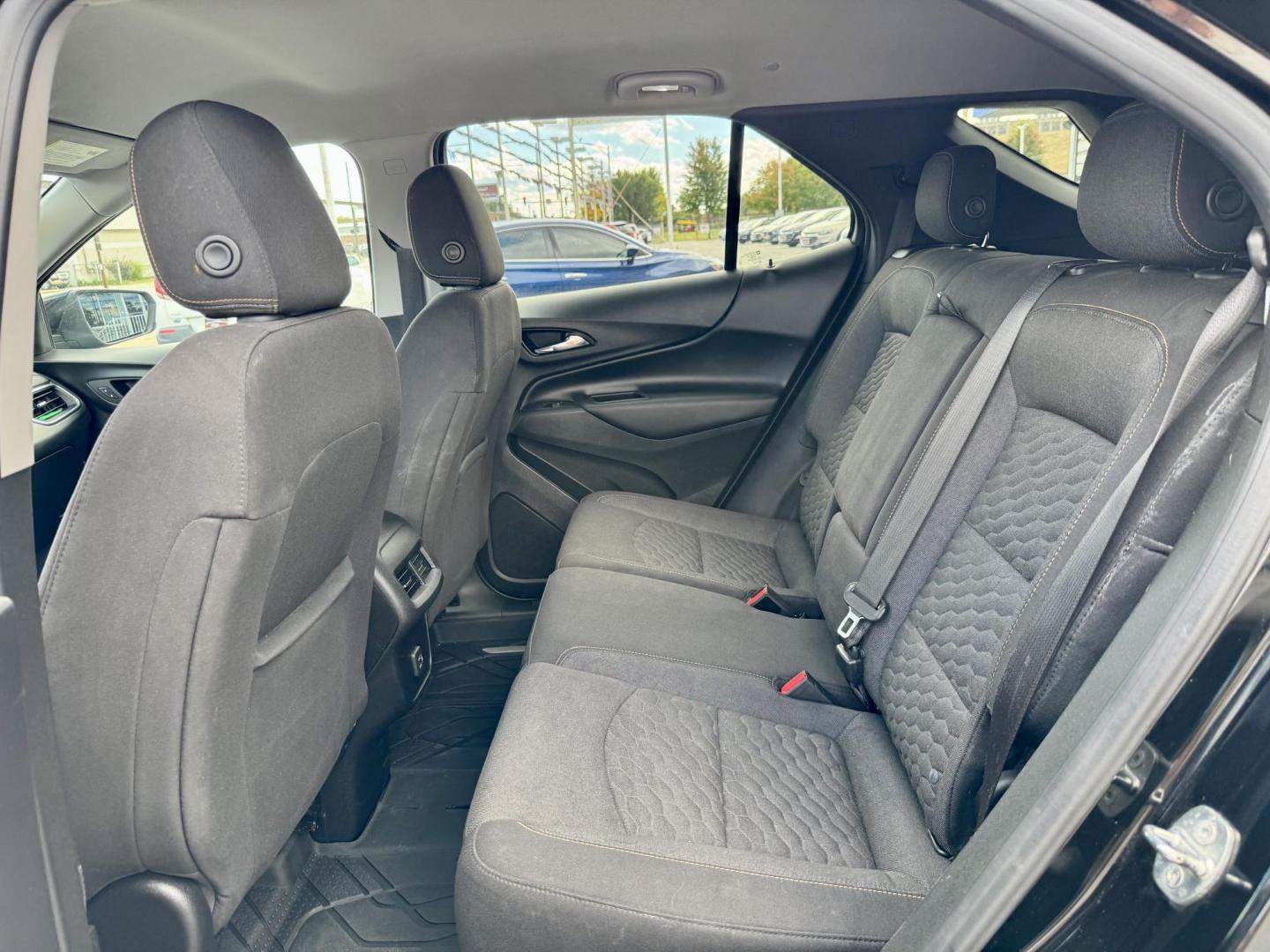 2019 BLACK Chevrolet Equinox LT 1.5 2WD (2GNAXKEV2K6) with an 1.5L L4 DIR DOHC 16V TURBO engine, 6A transmission, located at 7600 S Western Ave., Chicago, IL, 60620, (773) 918-3980, 0.000000, 0.000000 - Photo#10