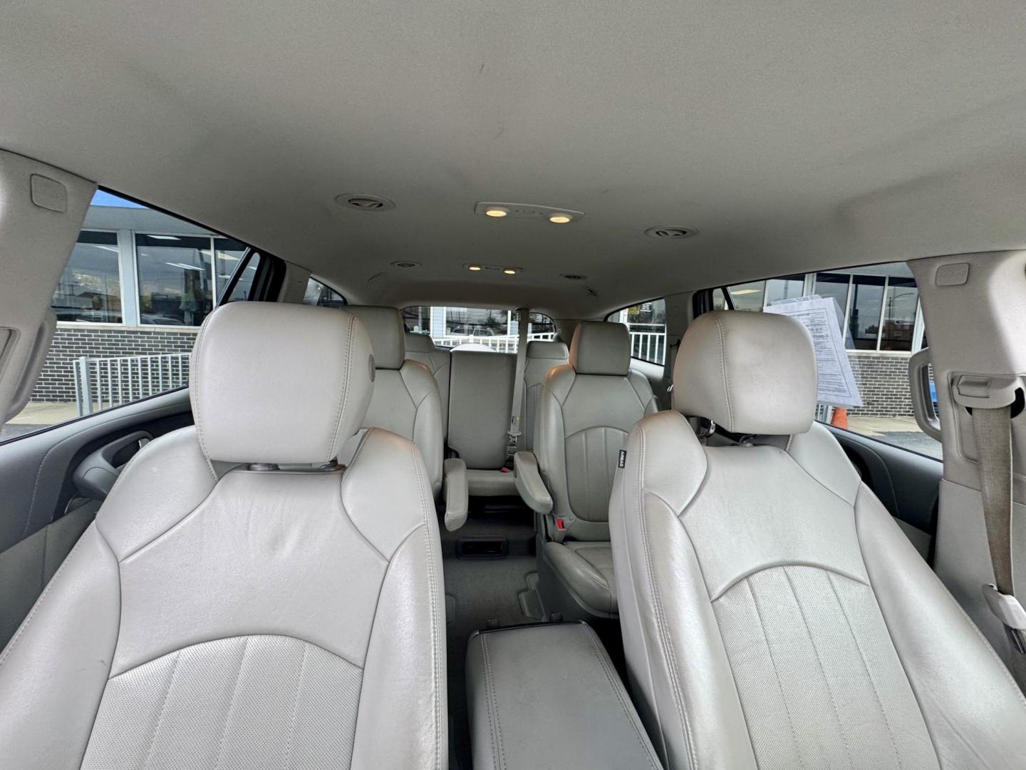 2017 BLACK Buick Enclave Leather AWD (5GAKVBKD9HJ) with an 3.6L V6 DOHC 24V engine, 6A transmission, located at 7600 S Western Ave., Chicago, IL, 60620, (773) 918-3980, 0.000000, 0.000000 - Photo#12