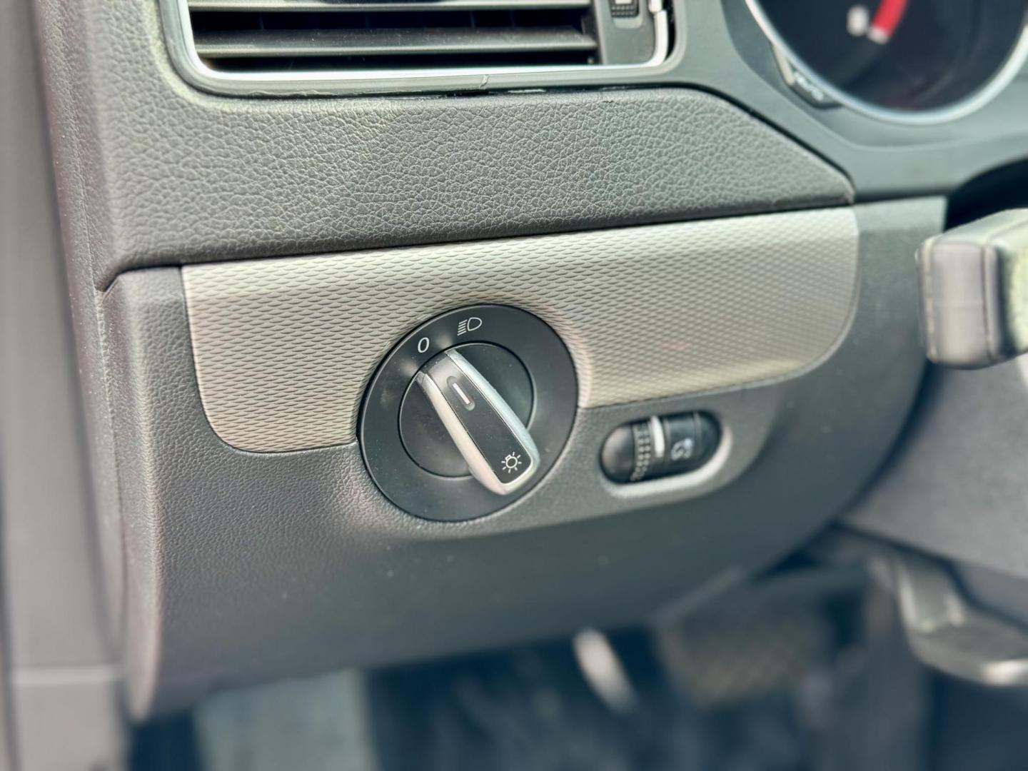 2017 RED Volkswagen Jetta 1.4T S 6A (3VW2B7AJ5HM) with an 1.4L L4 DOHC 20V engine, 6A transmission, located at 7600 S Western Ave., Chicago, IL, 60620, (773) 918-3980, 0.000000, 0.000000 - Photo#12