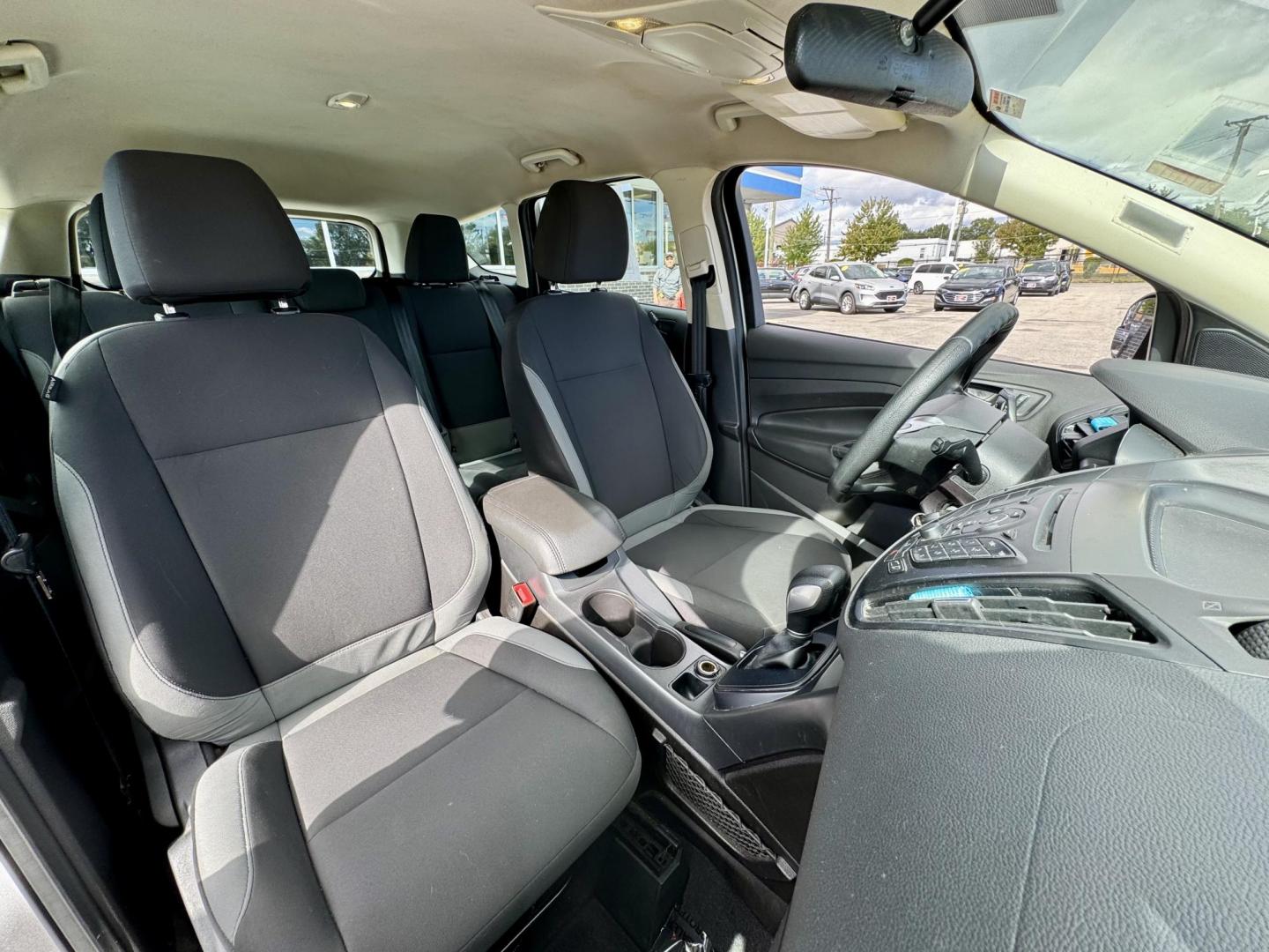 2016 SILVER Ford Escape S FWD (1FMCU0F74GU) with an 2.5L L4 DOHC 16V engine, 6-Speed Automatic transmission, located at 7600 S Western Ave., Chicago, IL, 60620, (773) 918-3980, 0.000000, 0.000000 - Photo#9
