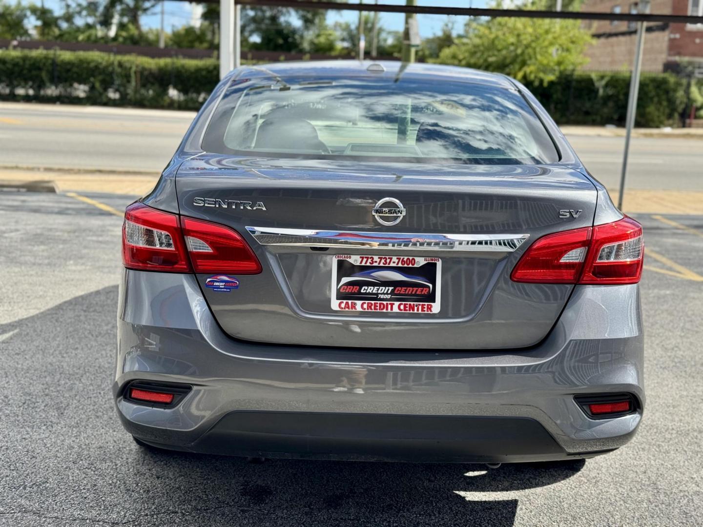 2019 GRAY Nissan Sentra S CVT (3N1AB7AP5KY) with an 1.8L L4 SFI DOHC 16V engine, CVT transmission, located at 7600 S Western Ave., Chicago, IL, 60620, (773) 918-3980, 0.000000, 0.000000 - Photo#3