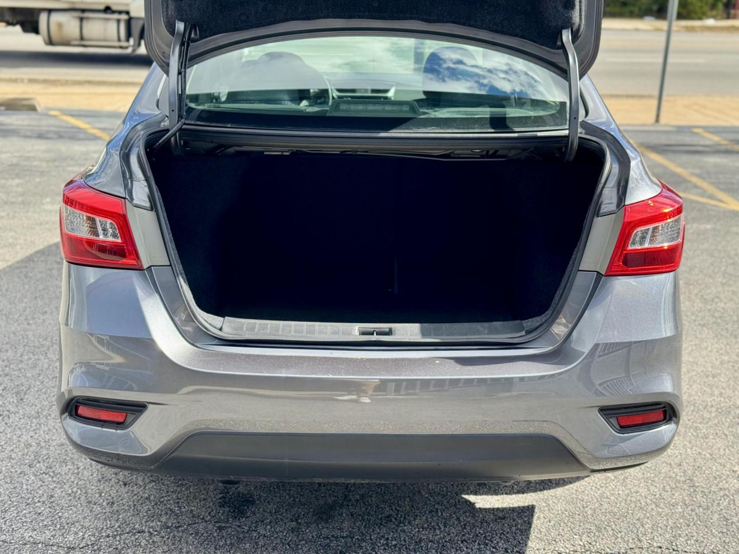 2019 GRAY Nissan Sentra S CVT (3N1AB7AP5KY) with an 1.8L L4 SFI DOHC 16V engine, CVT transmission, located at 7600 S Western Ave., Chicago, IL, 60620, (773) 918-3980, 0.000000, 0.000000 - Photo#4