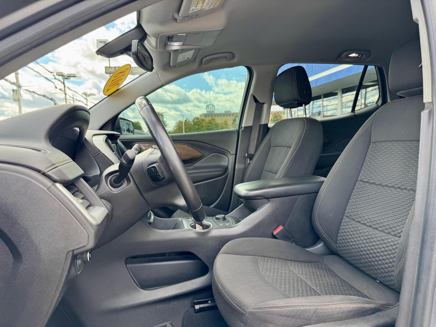 2018 GRAY GMC Terrain SLE (3GKALMEV3JL) with an 1.4L L4 DOHC 16V TURBO engine, 6A transmission, located at 7600 S Western Ave., Chicago, IL, 60620, (773) 918-3980, 0.000000, 0.000000 - Photo#7