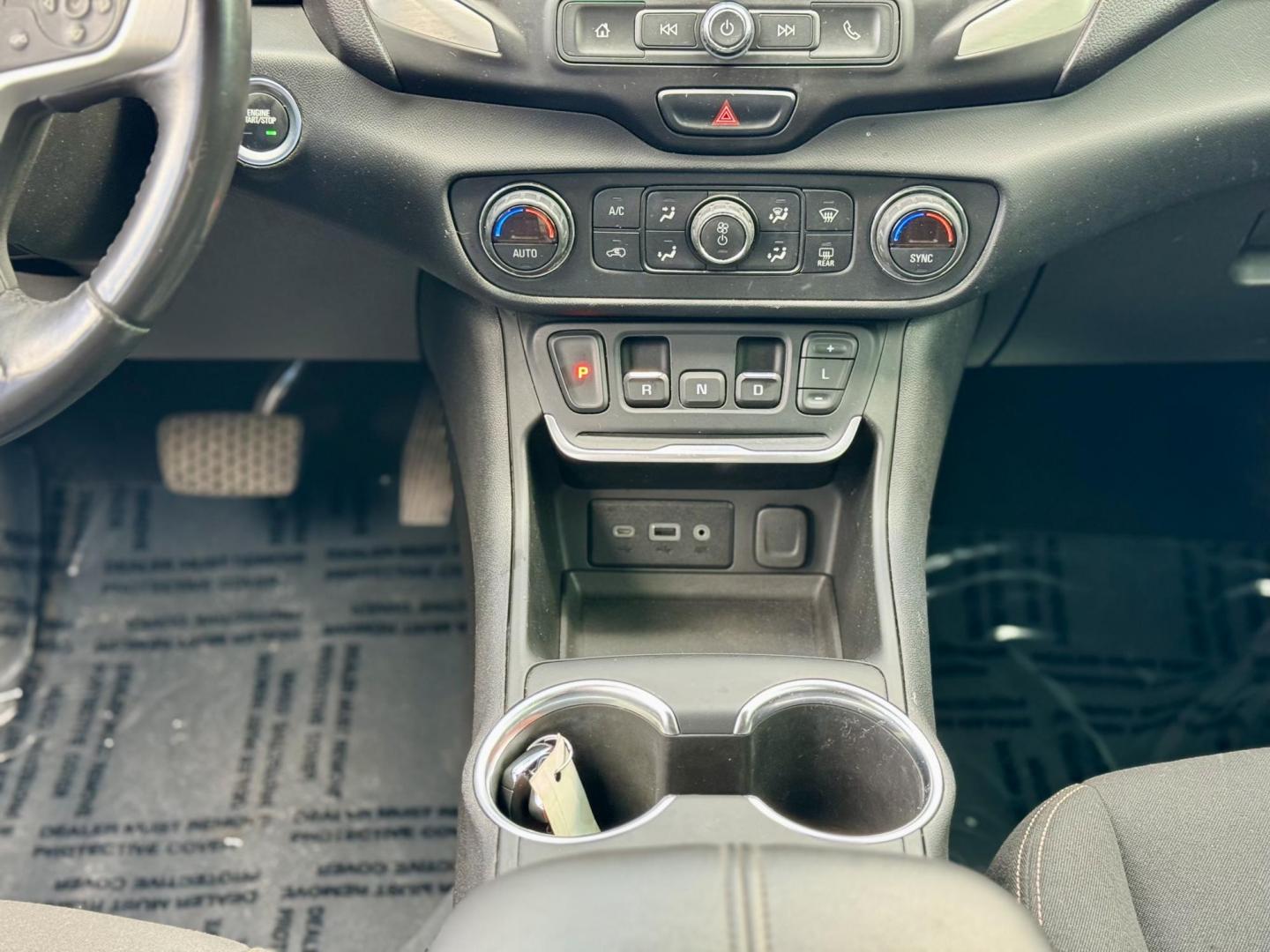 2018 GRAY GMC Terrain SLE (3GKALMEV3JL) with an 1.4L L4 DOHC 16V TURBO engine, 6A transmission, located at 7600 S Western Ave., Chicago, IL, 60620, (773) 918-3980, 0.000000, 0.000000 - Photo#11