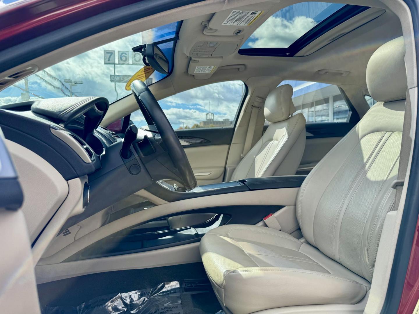 2016 RED Lincoln MKZ FWD (3LN6L2GK0GR) with an 3.7L V6 DOHC 24V engine, 6-Speed Automatic transmission, located at 7600 S Western Ave., Chicago, IL, 60620, (773) 918-3980, 0.000000, 0.000000 - Photo#7