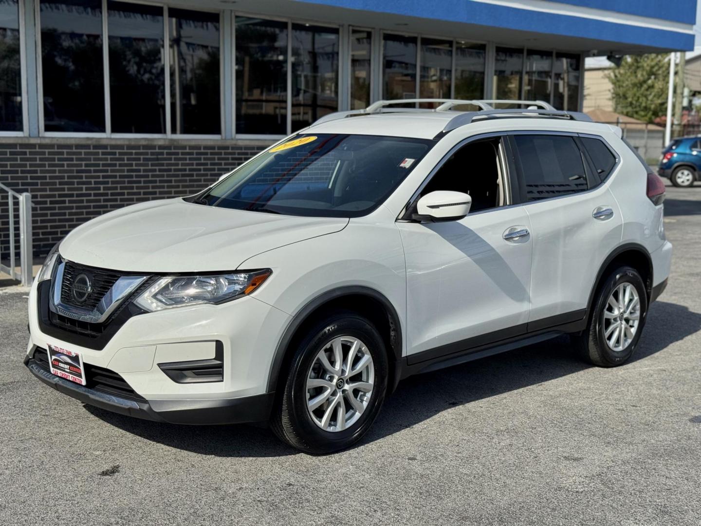 2020 WHITE Nissan Rogue S AWD (JN8AT2MV3LW) with an 2.5L L4 DOHC 16V engine, CVT transmission, located at 7600 S Western Ave., Chicago, IL, 60620, (773) 918-3980, 0.000000, 0.000000 - Photo#2