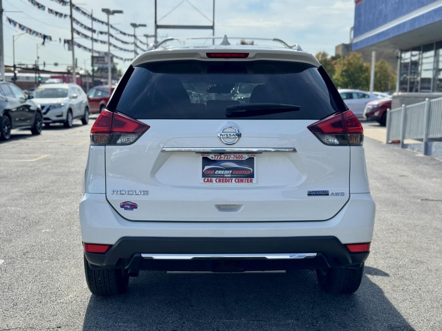 2020 WHITE Nissan Rogue S AWD (JN8AT2MV3LW) with an 2.5L L4 DOHC 16V engine, CVT transmission, located at 7600 S Western Ave., Chicago, IL, 60620, (773) 918-3980, 0.000000, 0.000000 - Photo#3
