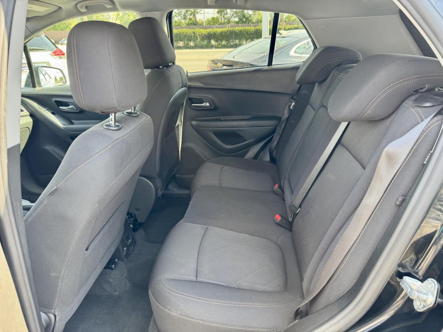 2020 BLACK Chevrolet Trax LT FWD (3GNCJLSB4LL) with an 1.4L L4 DOHC 16V engine, 6A transmission, located at 7600 S Western Ave., Chicago, IL, 60620, (773) 918-3980, 0.000000, 0.000000 - Photo#10