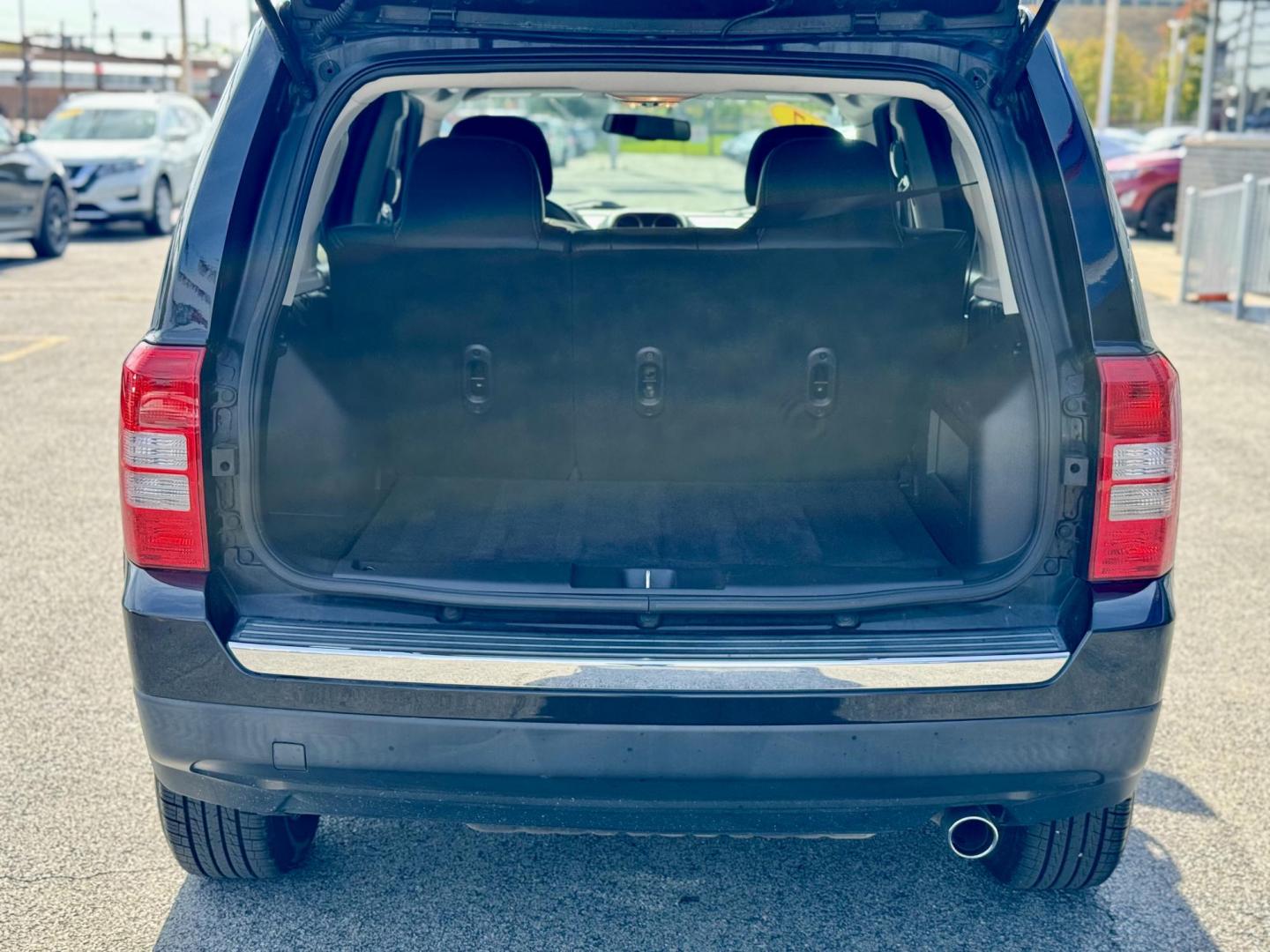 2017 BLACK Jeep Patriot Latitude 2WD (1C4NJPFA1HD) with an 2.0L L4 DOHC 16V engine, located at 7600 S Western Ave., Chicago, IL, 60620, (773) 918-3980, 0.000000, 0.000000 - Photo#3