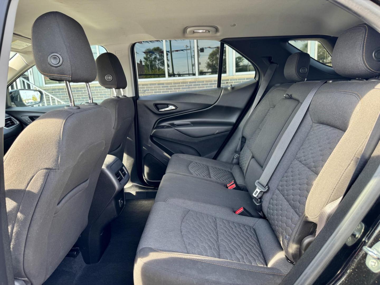 2019 BLACK Chevrolet Equinox LT 2WD (2GNAXJEV9K6) with an 1.5L L4 DIR DOHC 16V TURBO engine, 6A transmission, located at 7600 S Western Ave., Chicago, IL, 60620, (773) 918-3980, 0.000000, 0.000000 - Photo#10